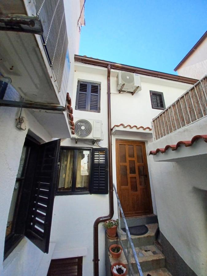 Apartment Mondo Baška Exterior foto